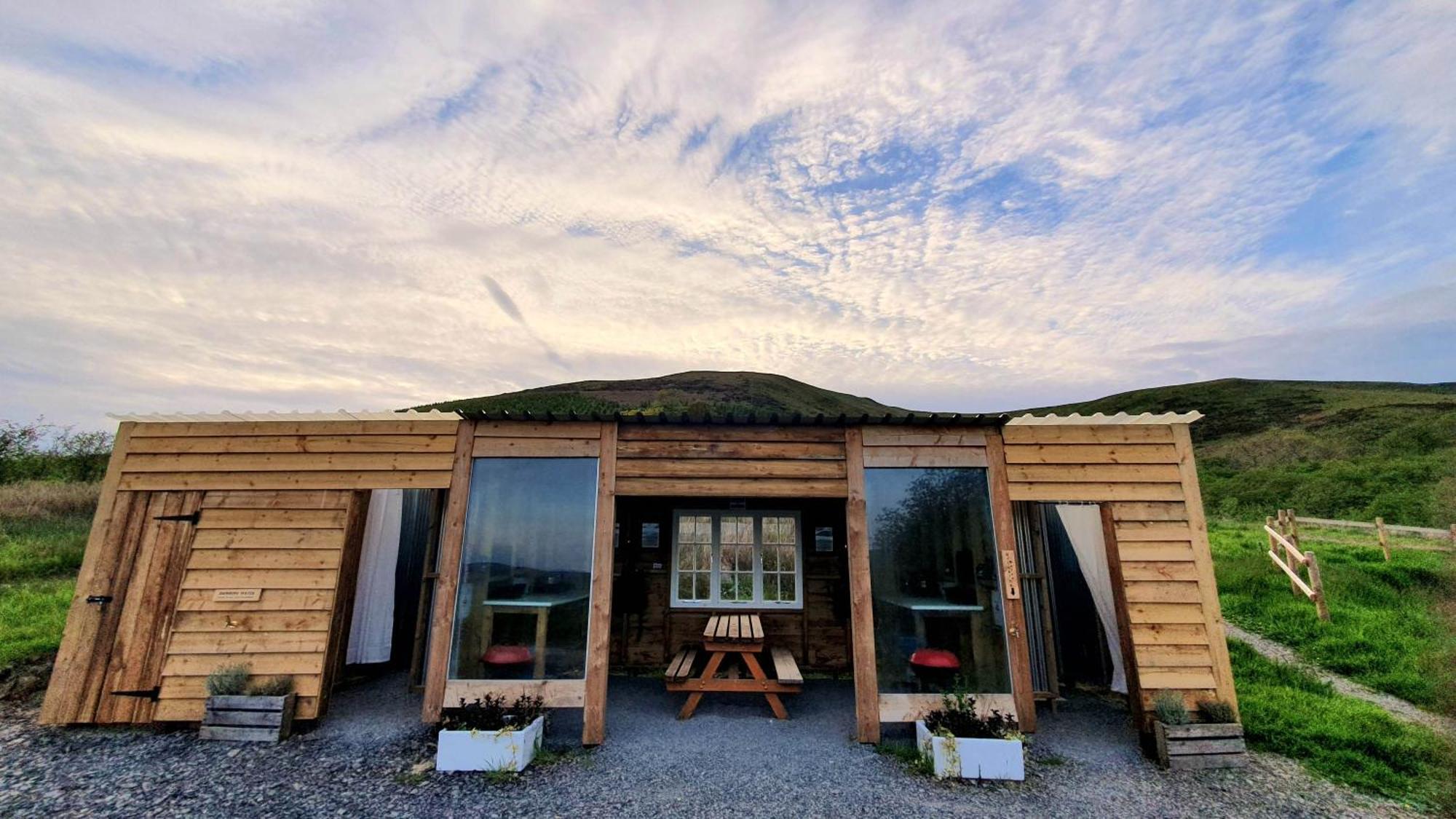 Calon Y Goedwig Glamping Otel Llandovery Dış mekan fotoğraf