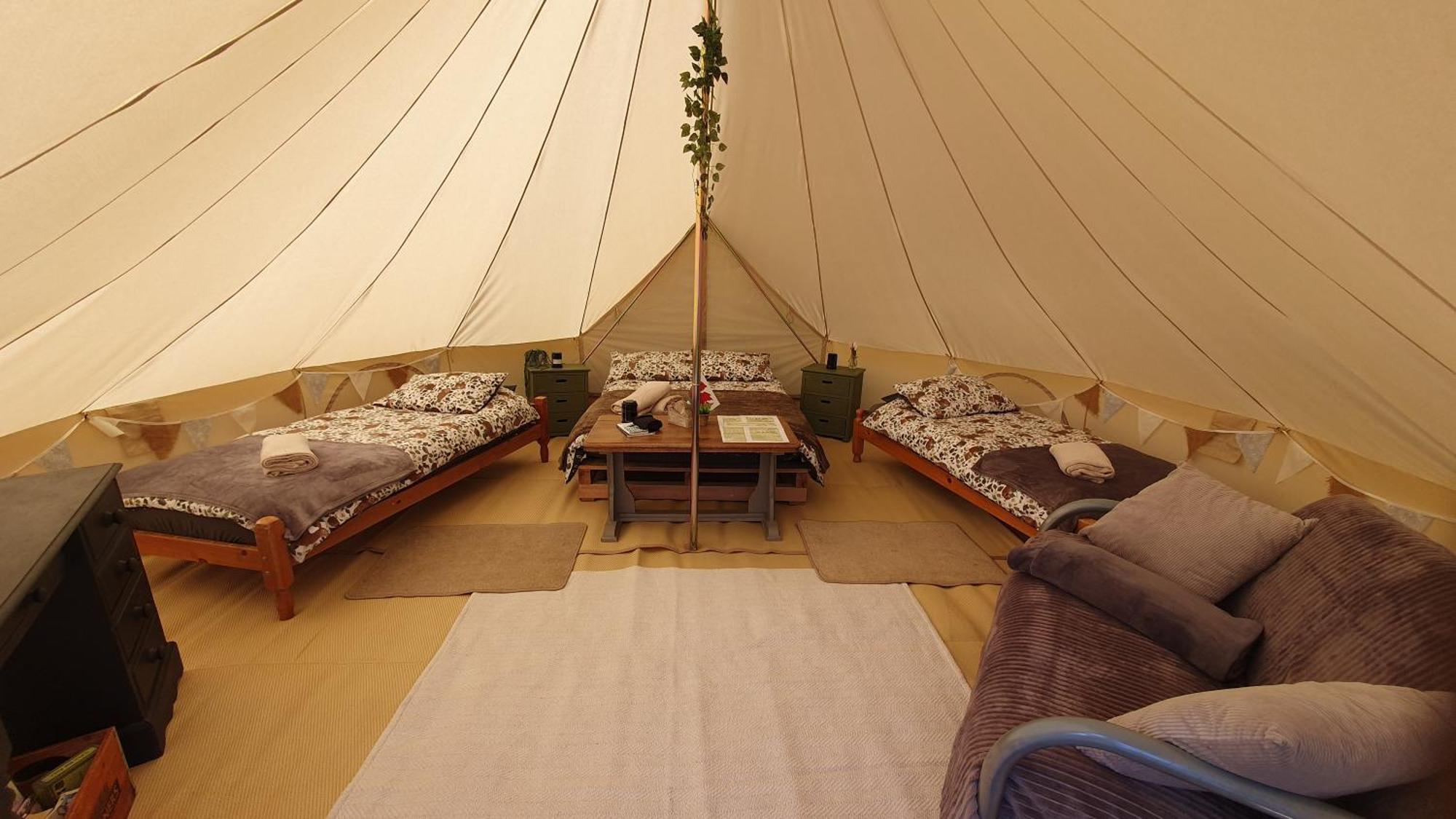 Calon Y Goedwig Glamping Otel Llandovery Dış mekan fotoğraf